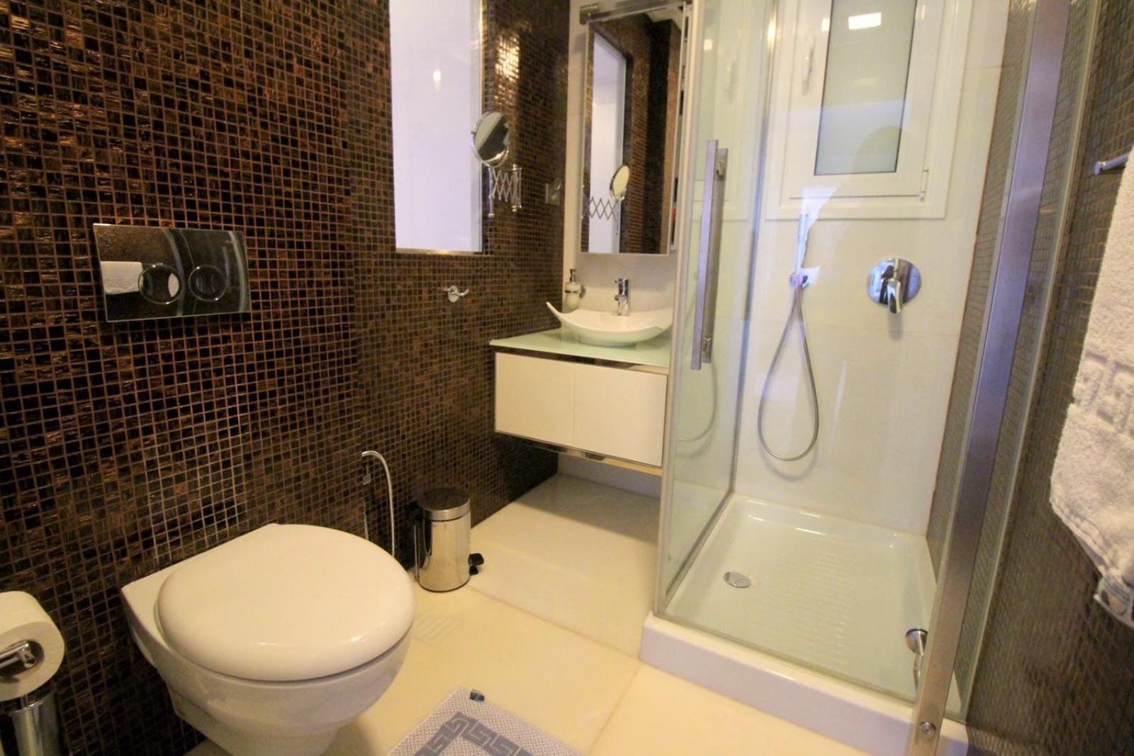 Kristi Apartments Sarandë 外观 照片